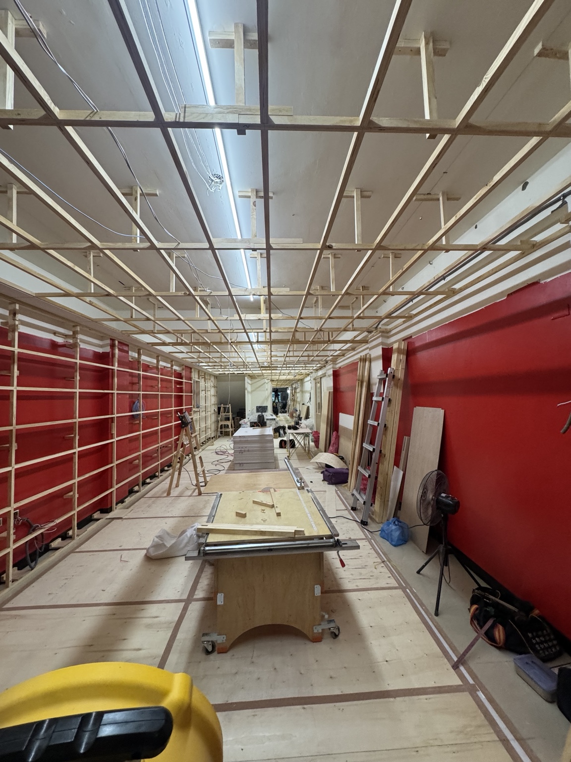 長型商業空間木作施工